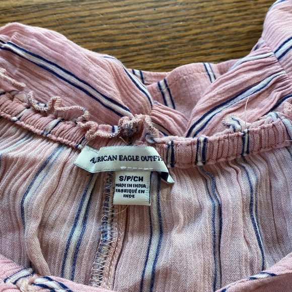 American Eagle Pink Off the shoulder  Top - Picture 5 of 5